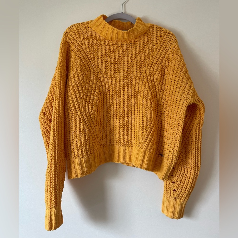 Hollister Orange Sweater 🚫 SOLD - Picture 1 of 6